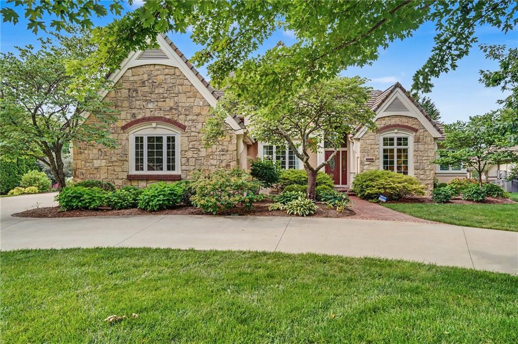 4305 Nicklaus Drive, Lawrence KS