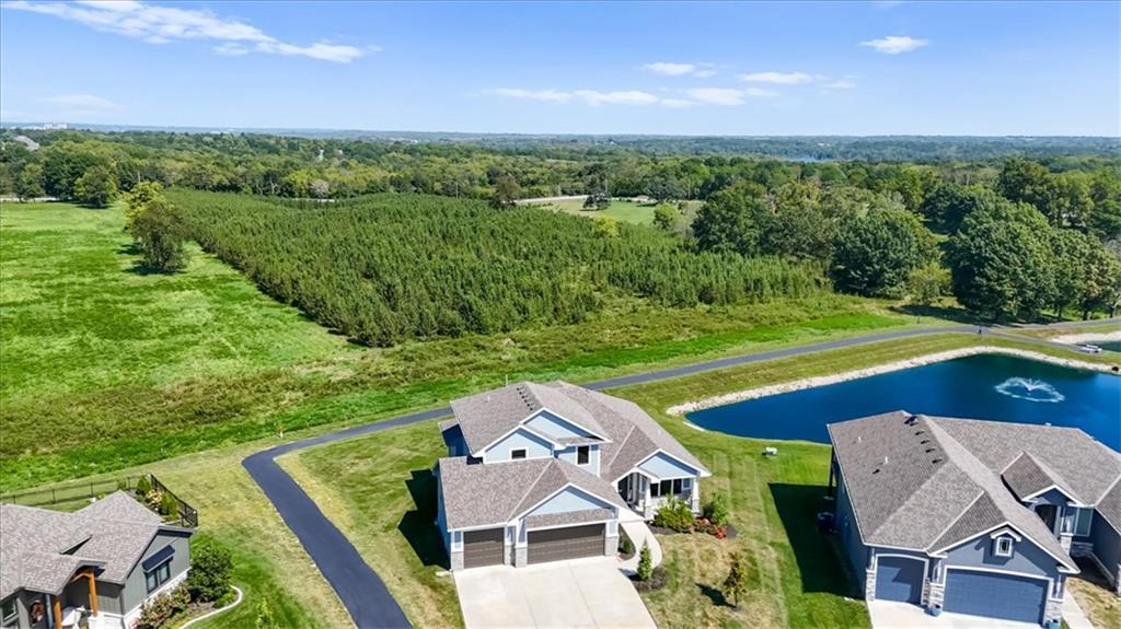 4813 NE Freehold Court