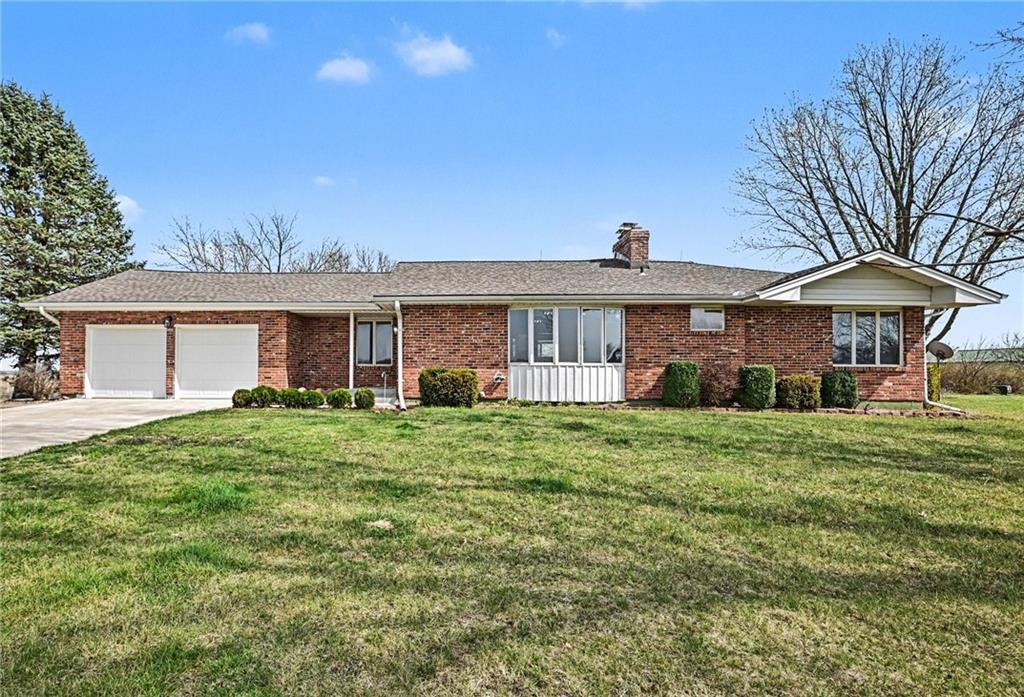 6409 Clinton County Line Road, Trimble MO