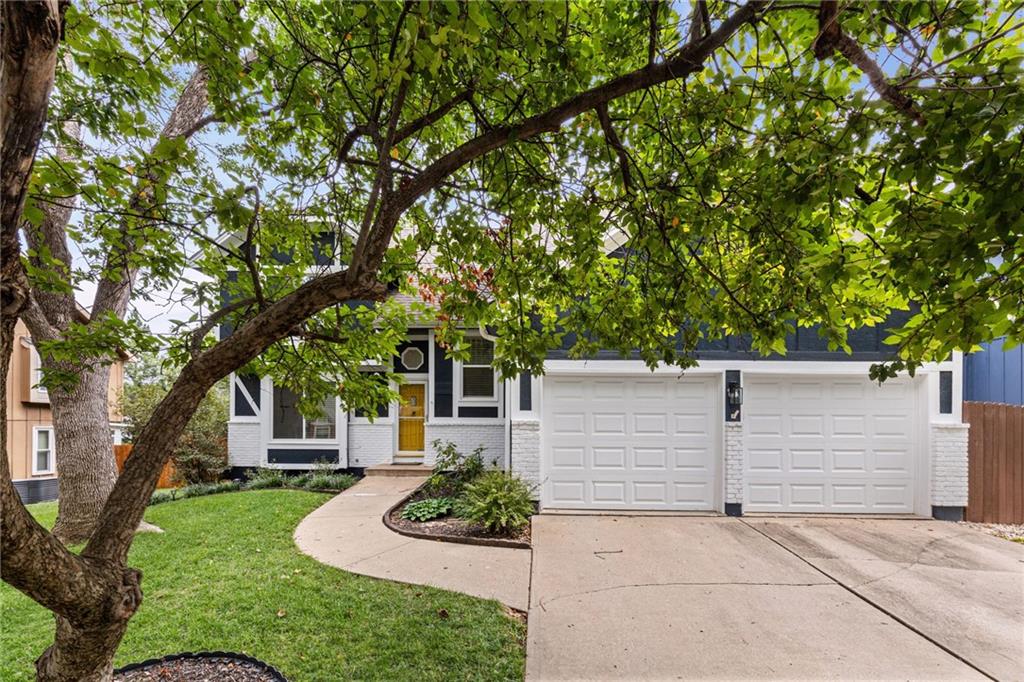 8933 Woodstone Street, Lenexa KS