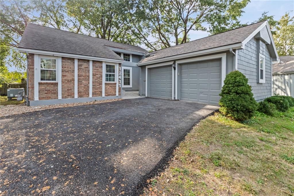 12411 W 82nd Terrace, Lenexa KS