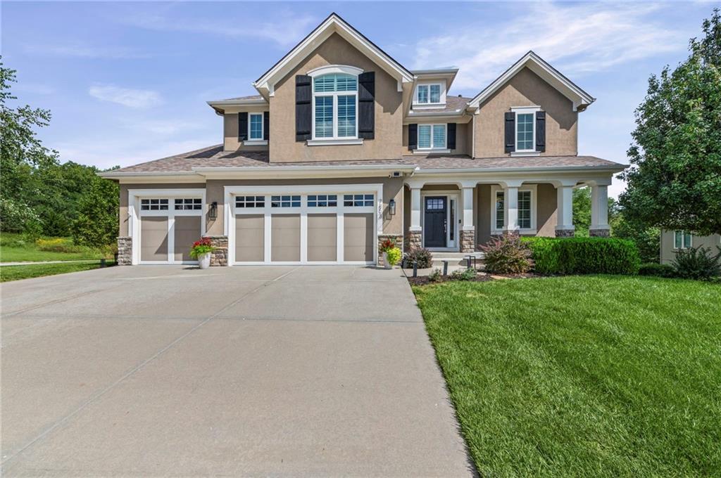 7853 N Kirkwood Avenue, Kansas City MO