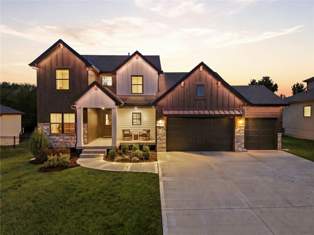 2102 Foxtail Drive, Kearney MO