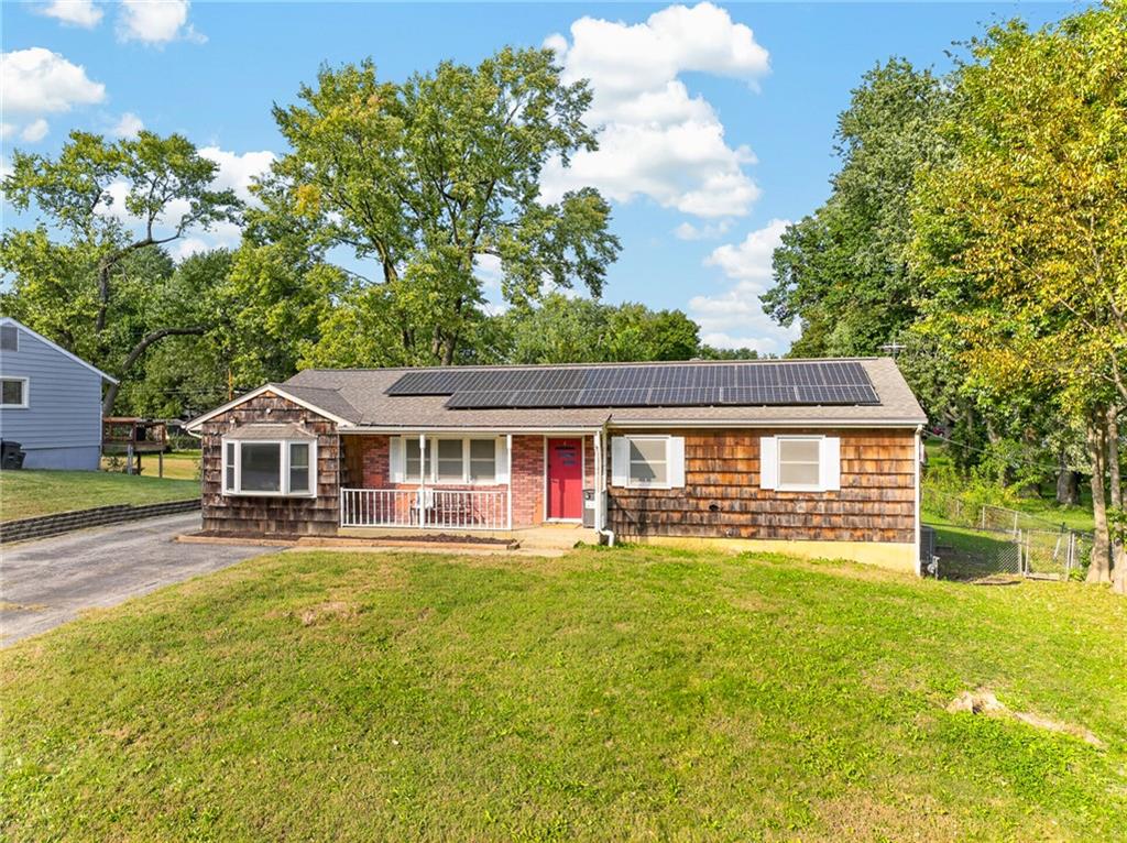 1300 NE SHADY LANE Drive, Gladstone MO
