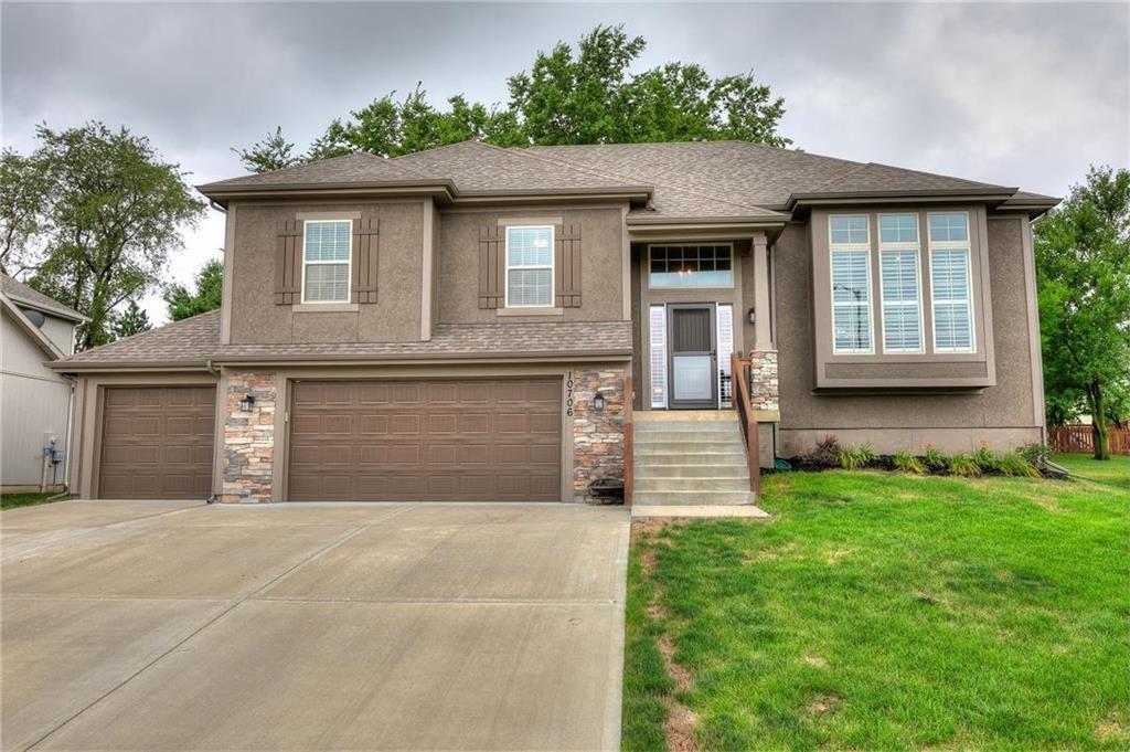 10706 N Tracy Avenue, Kansas City MO