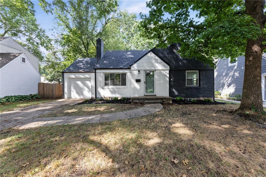 4916 W 57th Terrace, Roeland Park KS