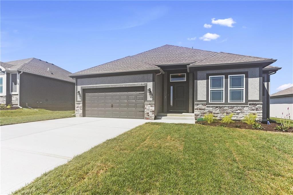 11457 N Auburndale Circle, Kansas City MO