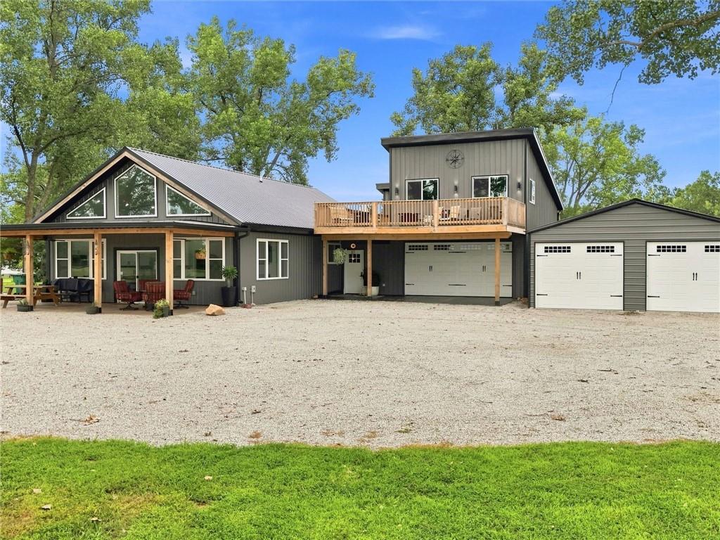 1933 Lake Viking Terrace, Gallatin MO