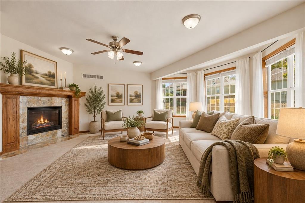 3904 SW Briarwood Oaks Drive, Blue Springs MO