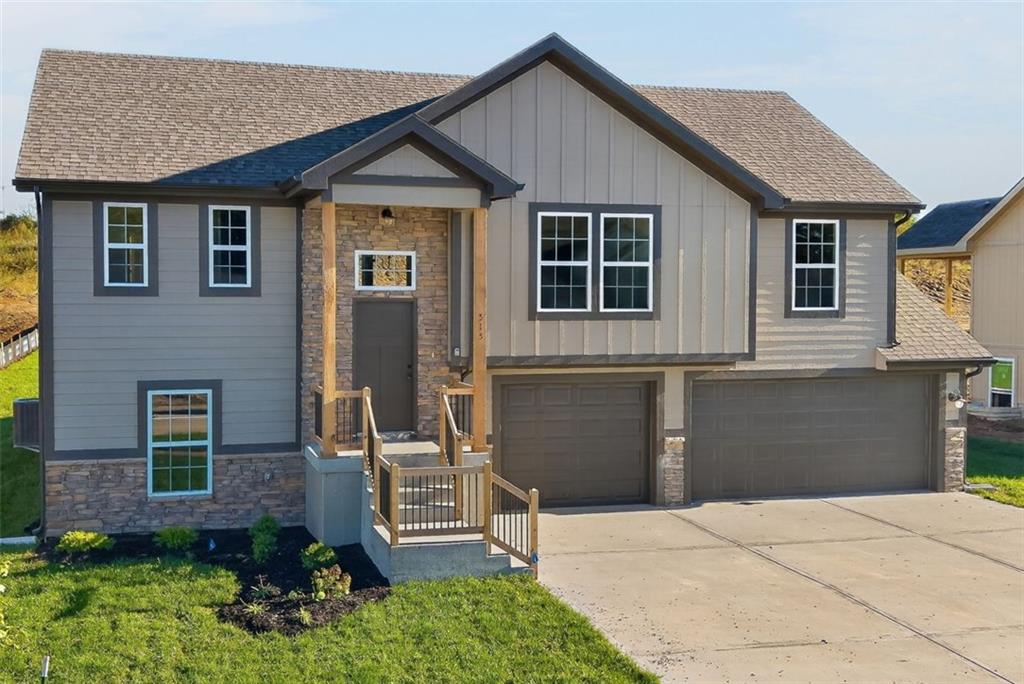 515 Skyview Lane, Liberty MO