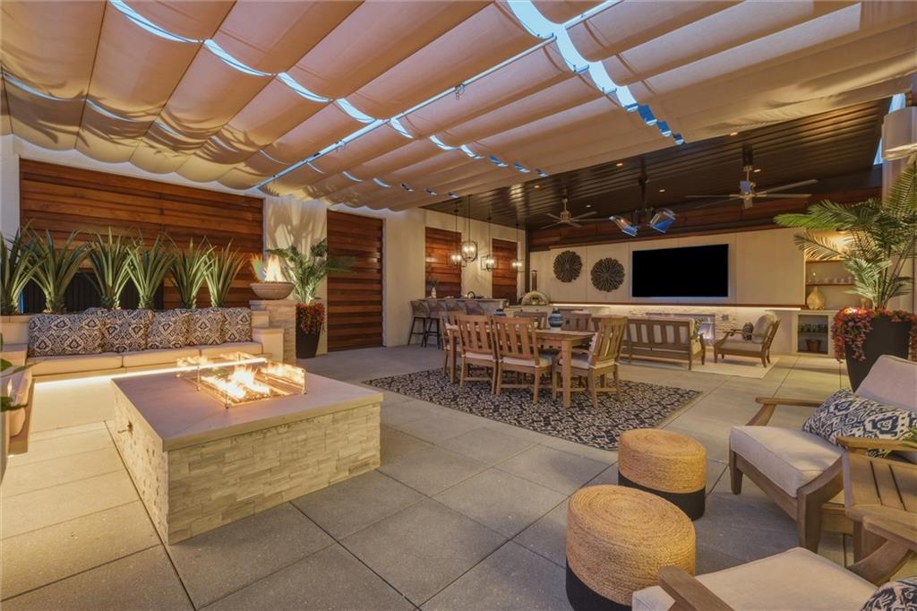 4951 W 134 Street #201, Leawood KS