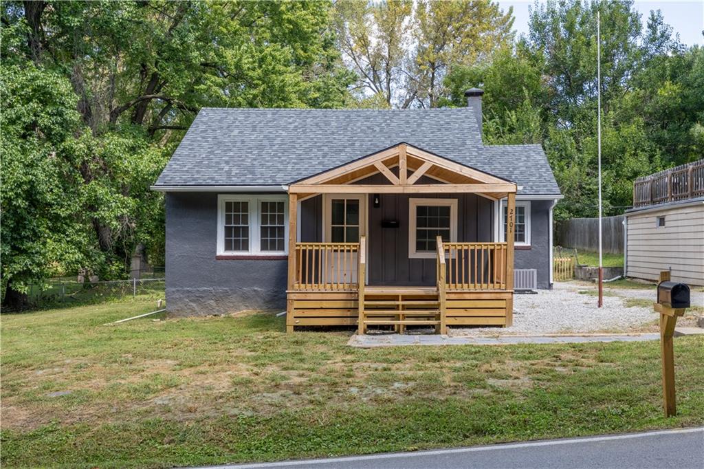 2701 Karnes Road, St Joseph MO