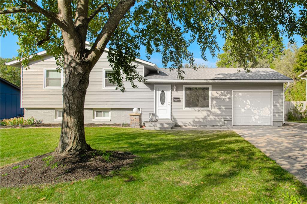 10006 Benson Street, Overland Park KS