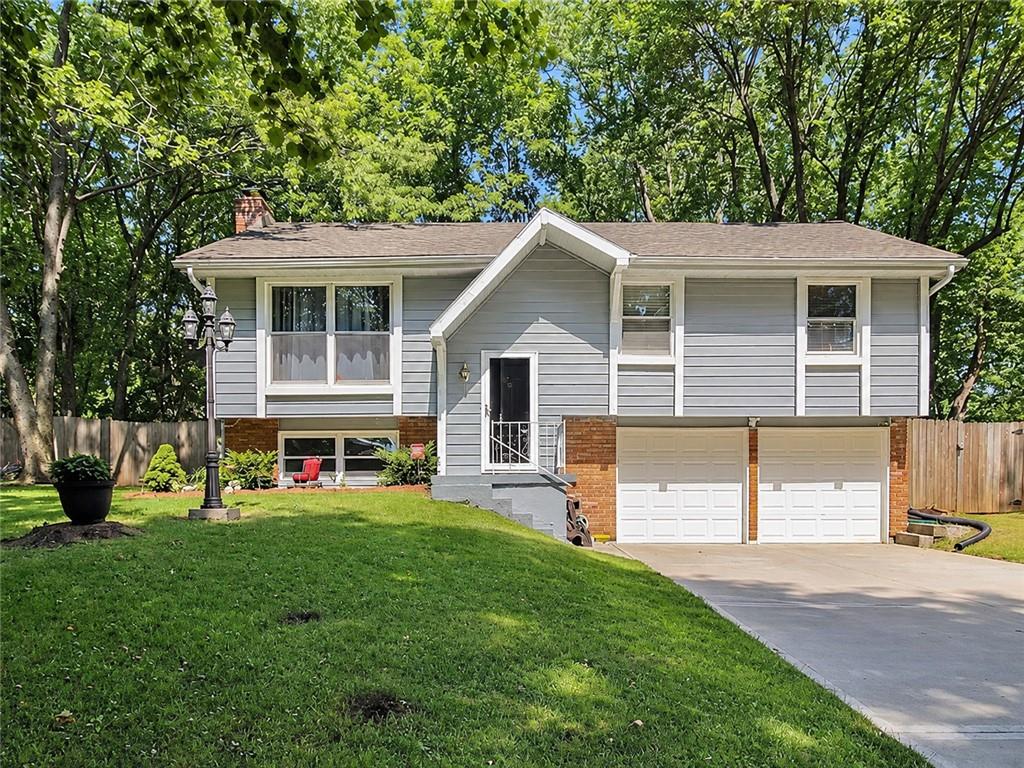 1401 SE Piccadilly Street, Blue Springs MO