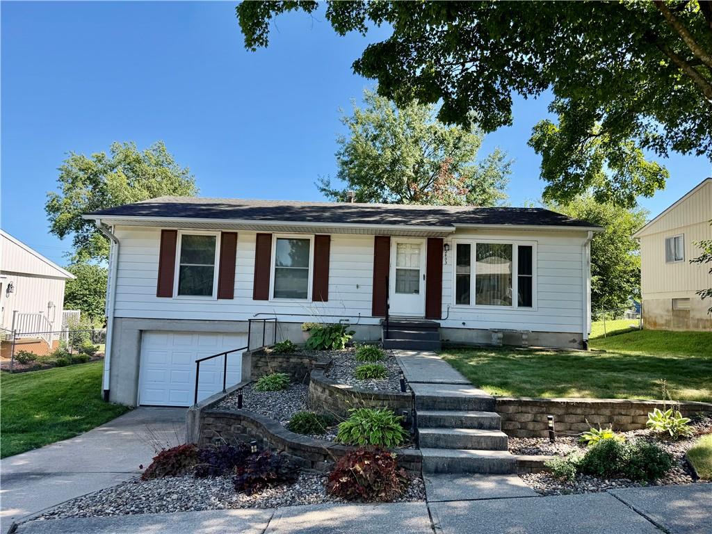 2403 College Lane, St Joseph MO