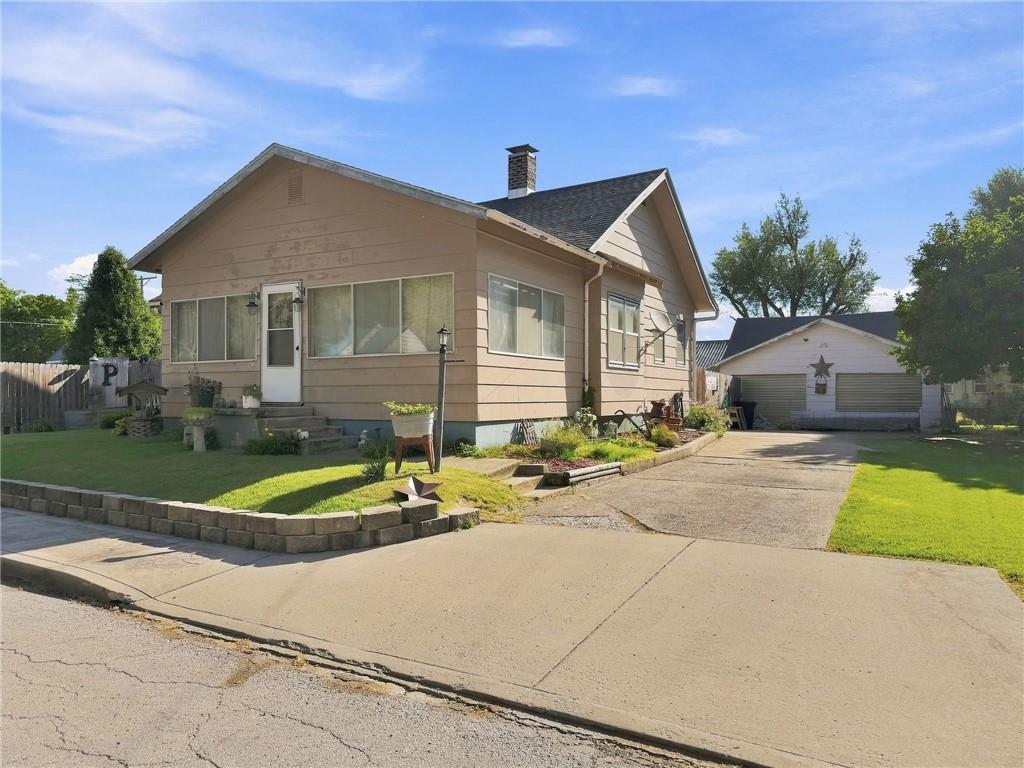 915 Woodward Street, Chillicothe MO