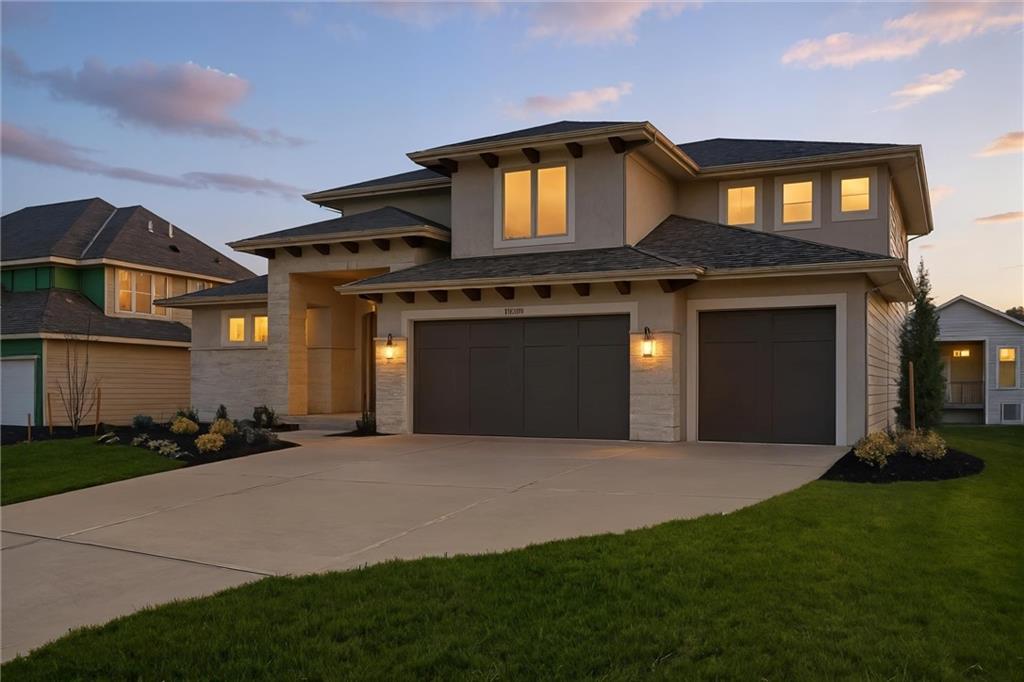 21913 W 99th Terrace, Lenexa KS