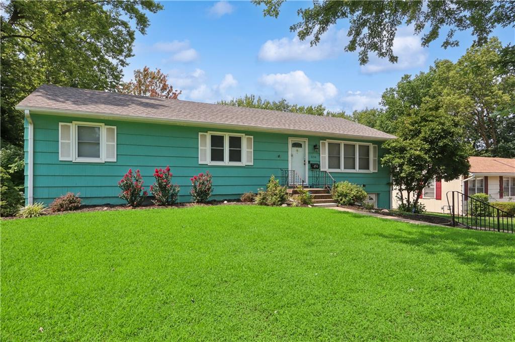 6716 Corrington Avenue, Kansas City MO