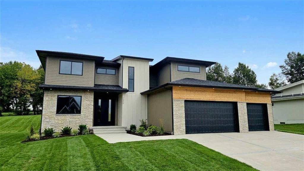 1006 Meadowbrook Drive, Kearney MO