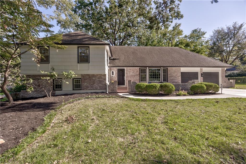 8129 Dearborn Drive, Prairie Village KS