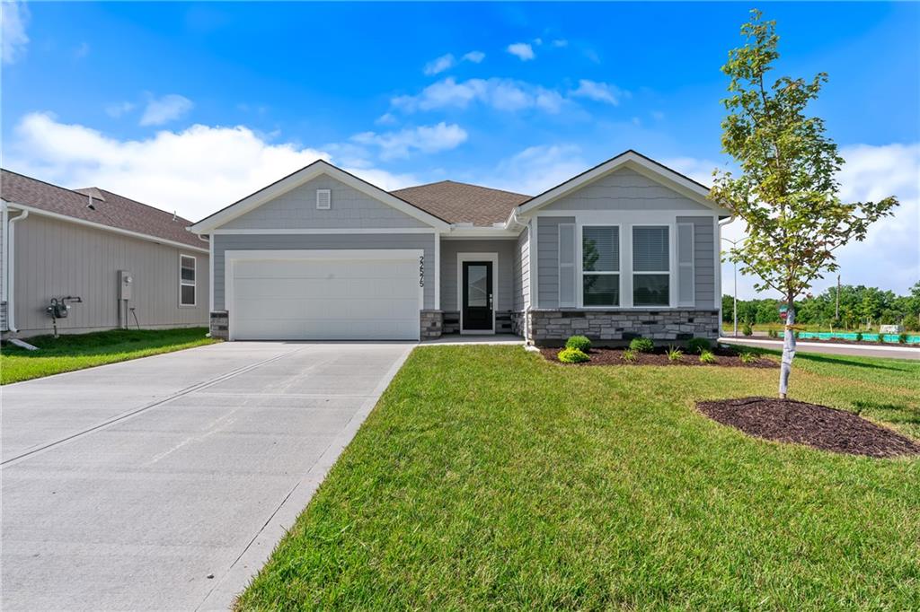 21347 Cleveland Street, Spring Hill KS