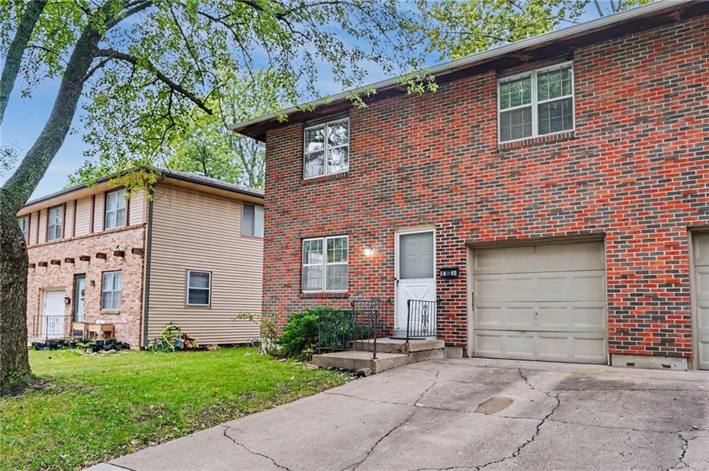 9734 Hadley Drive, Overland Park KS