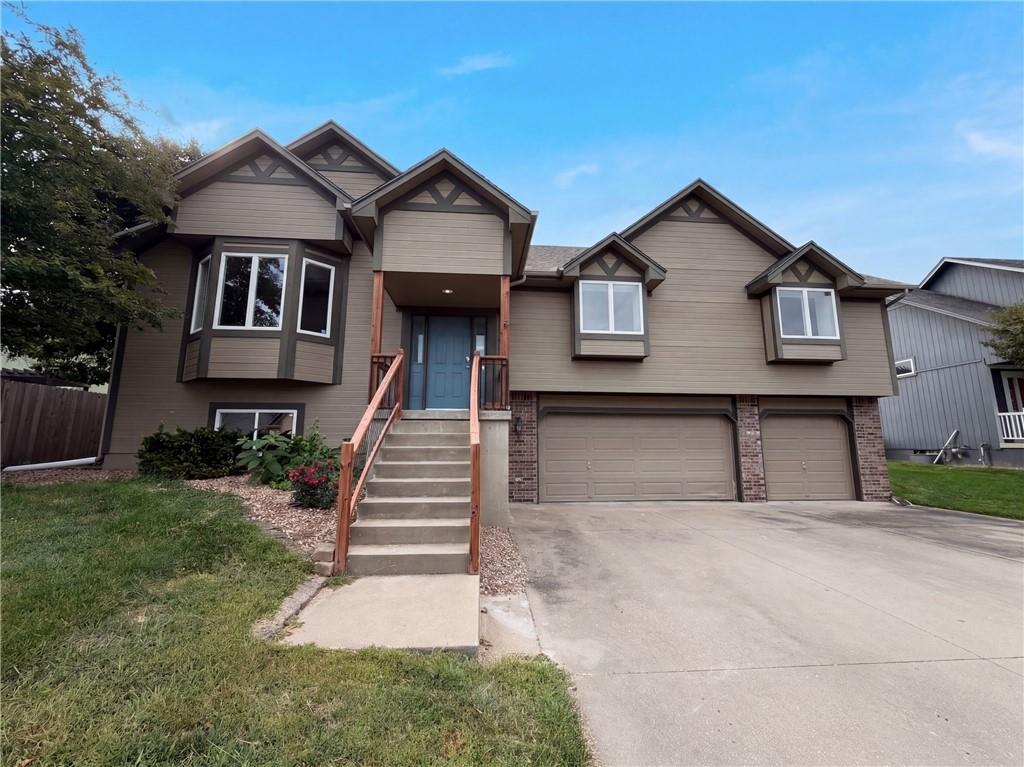 403 S Lakeshore Drive