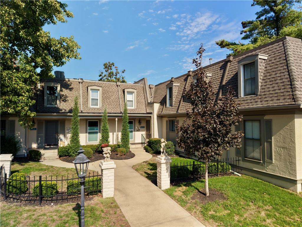 10730 Glenwood Street #C, Overland Park KS