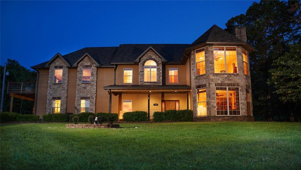 1318 Oakwood Drive, Hollister MO