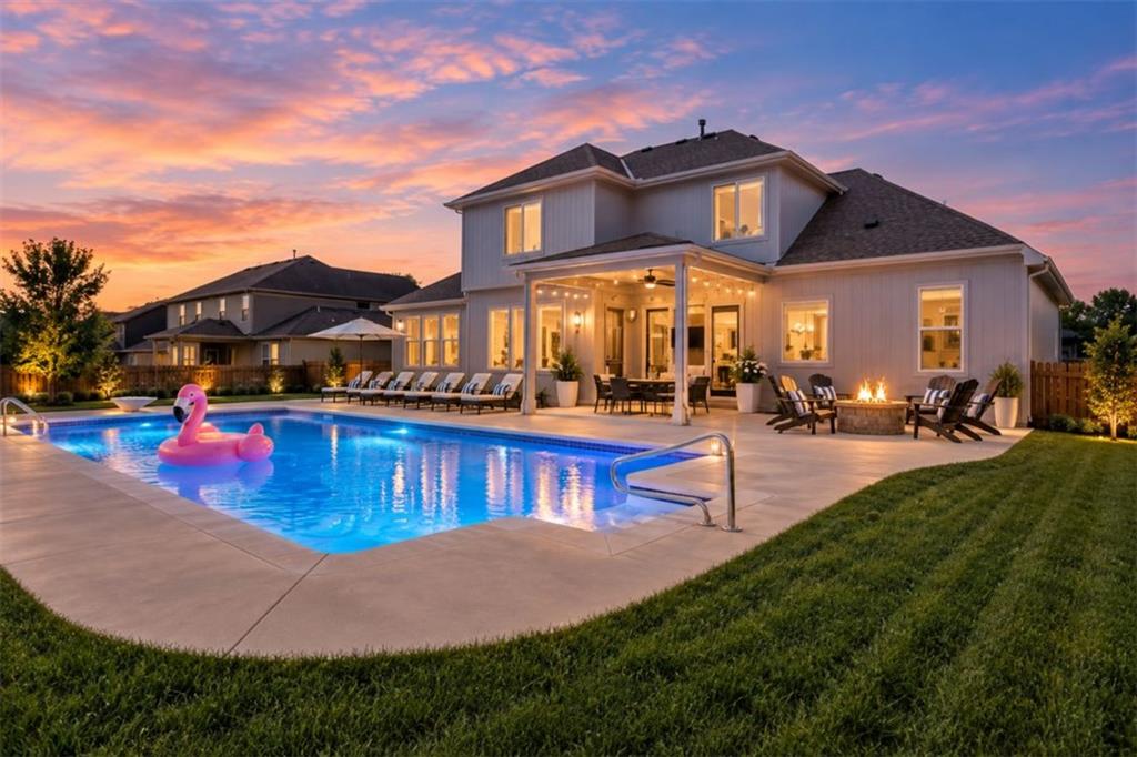 4333 SE Trotter Drive, Lee's Summit MO