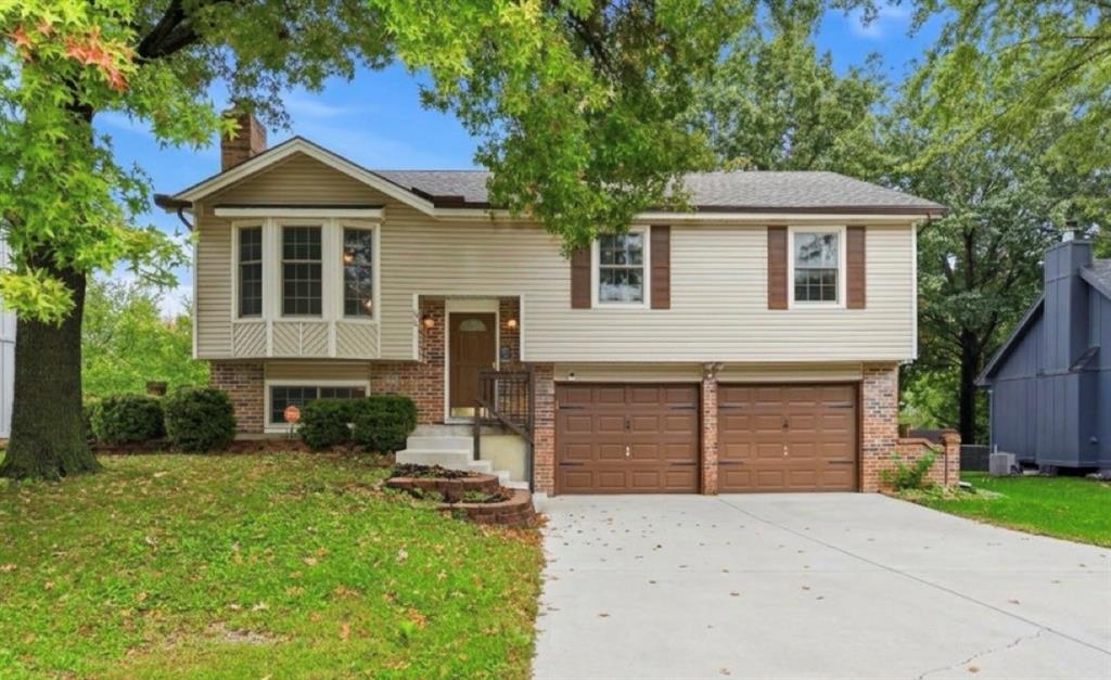 106 S Chambery Drive