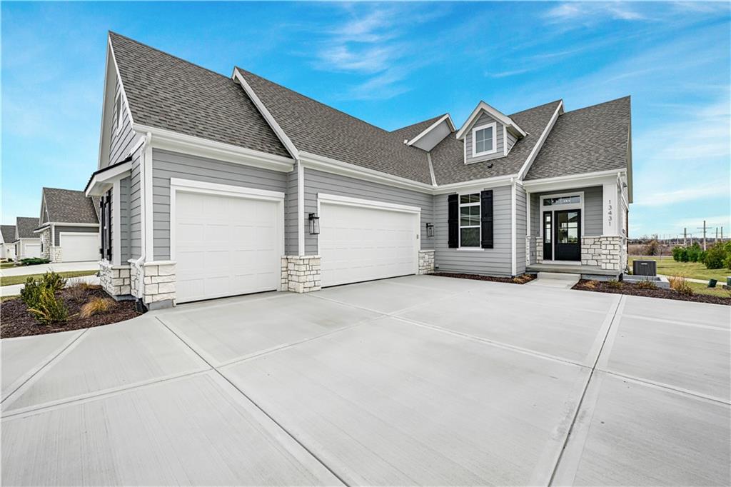 13431 W 174th Terrace, Overland Park KS