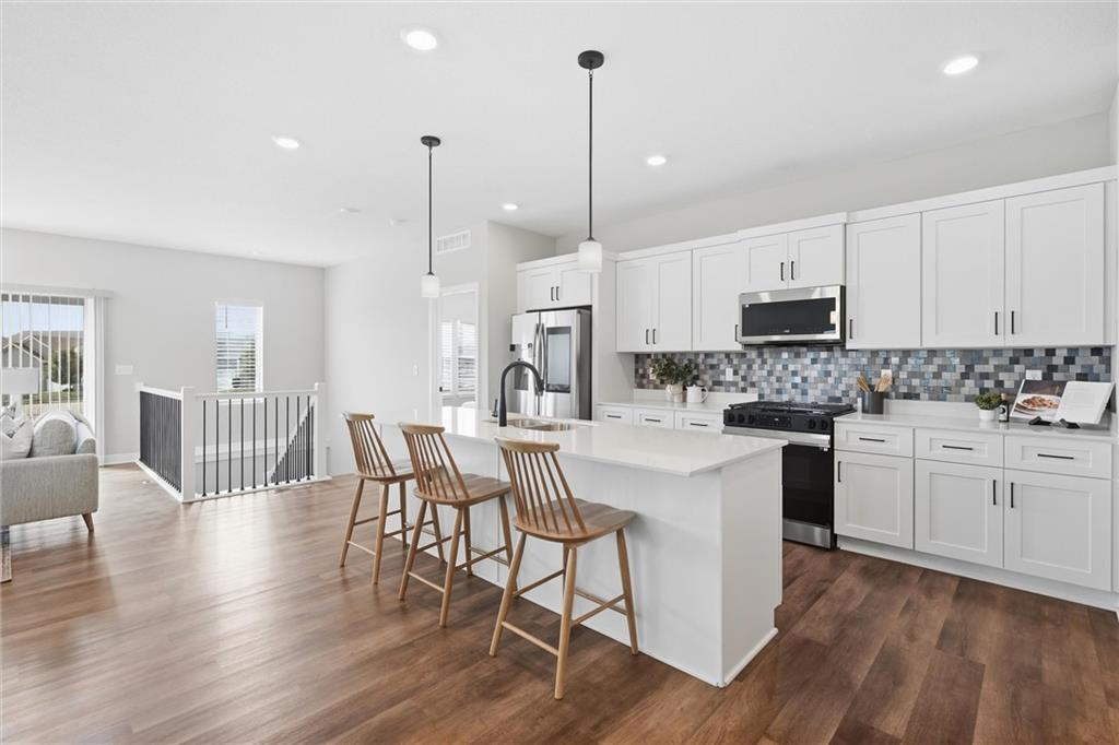 1543 Arbor Valley Drive, Lee's Summit MO