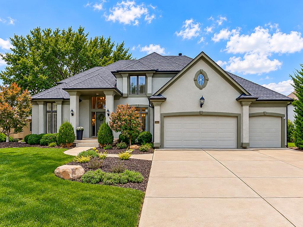 11618 S LEWIS Drive, Olathe KS