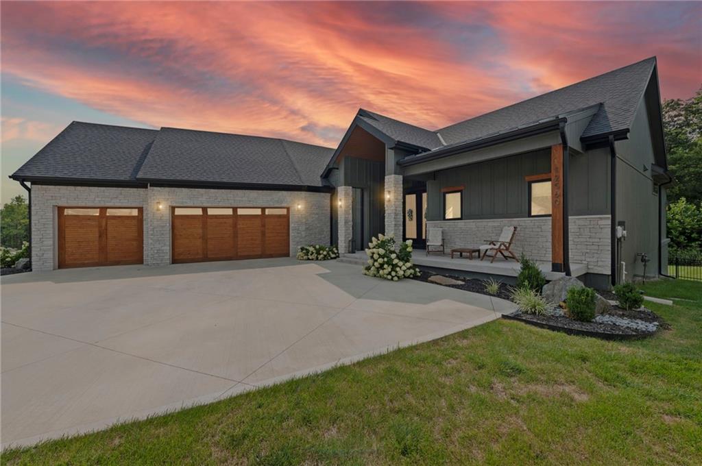 12560 NW Bittersweet Drive, Platte City MO