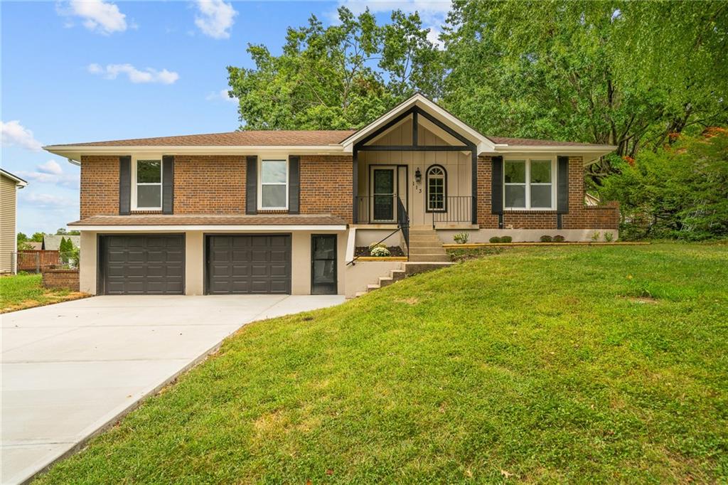 113 SW Concord Court, Blue Springs MO