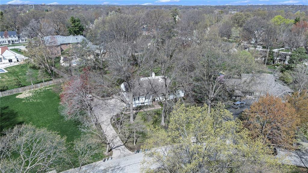 6530 Overhill Road, Mission Hills KS