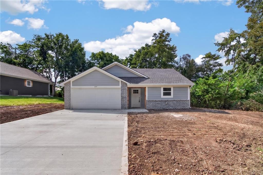 301 W 18th Street, Higginsville MO