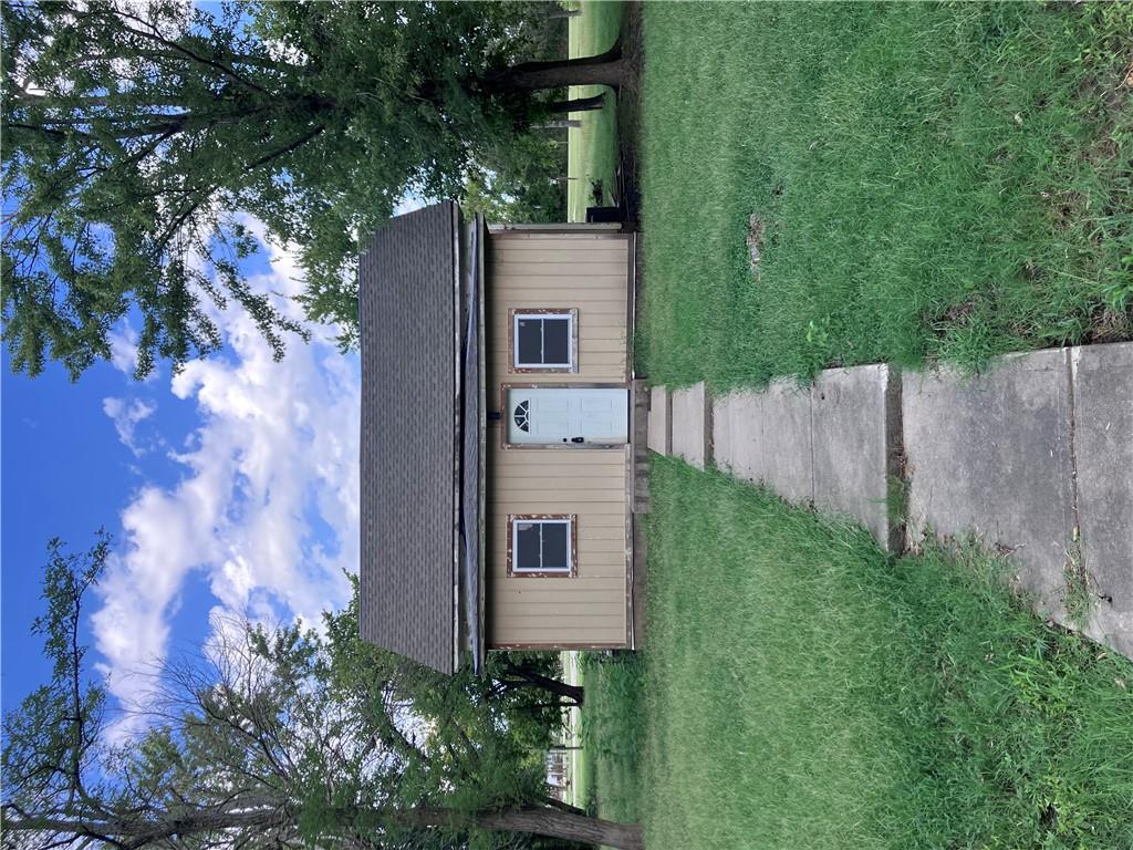 108 W Kansas Avenue, Blue Mound KS