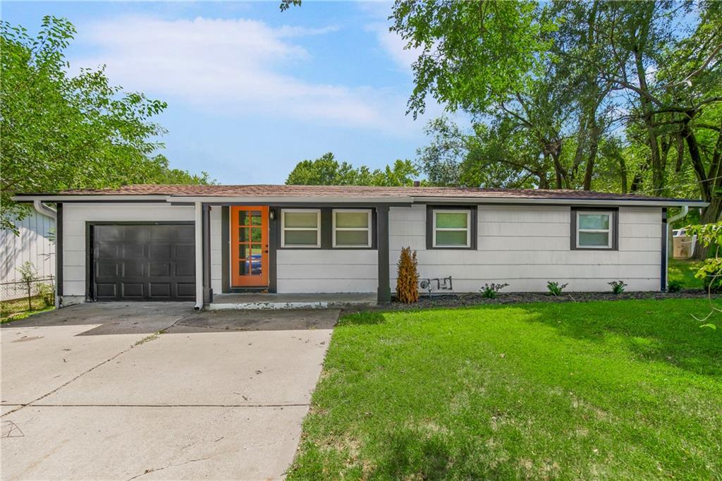 9201 E 79th Street, Kansas City MO