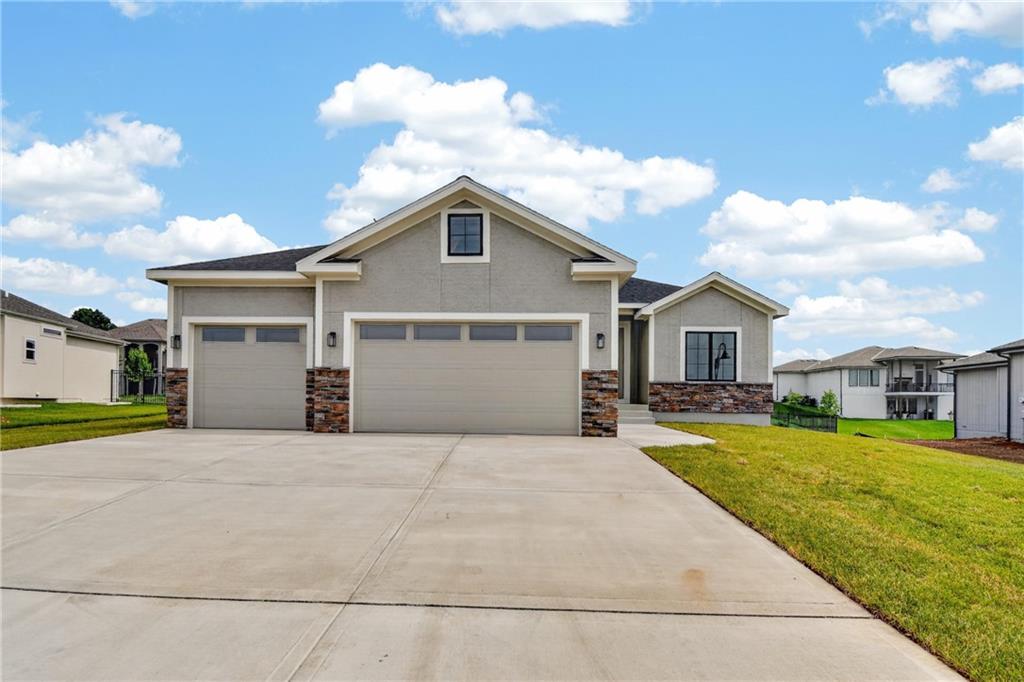 2605 NE Crestview Street, Grain Valley MO