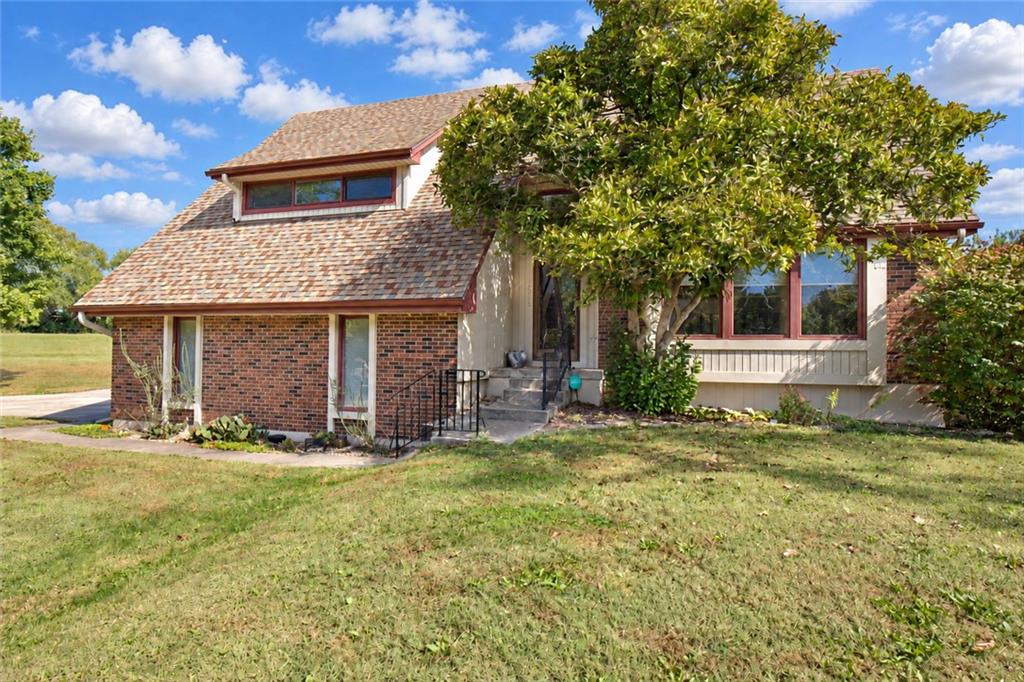 12915 Meadowlark Street, Lee's Summit MO