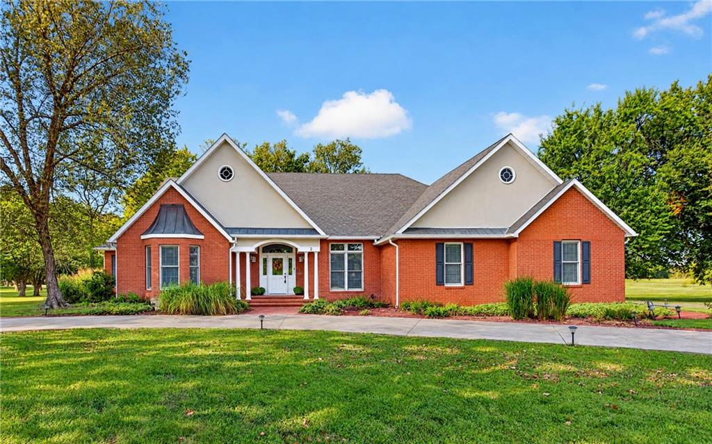 2 Timbercreek Road, Girard KS
