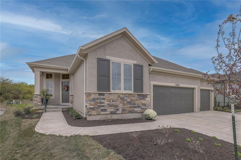 12501 W 138th Place, Overland Park KS