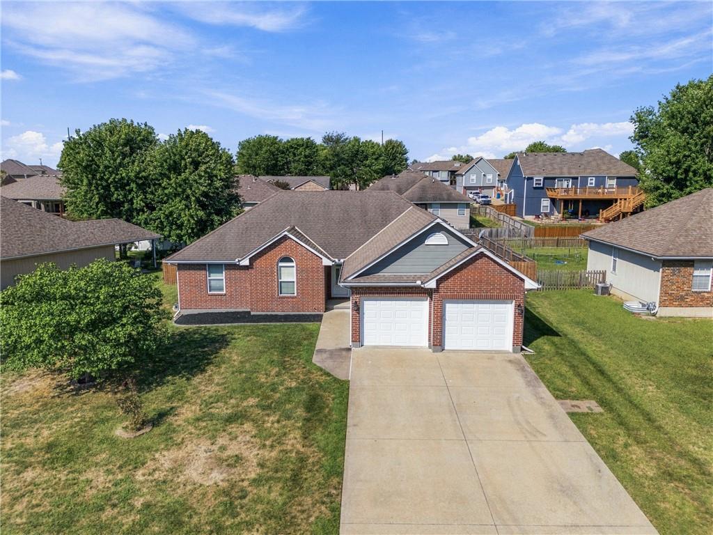 981 Owl Creek Parkway, Odessa MO