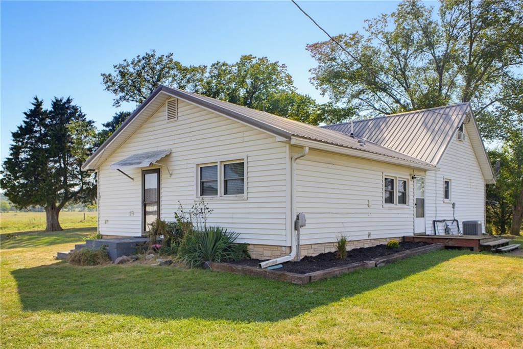 13962 LIV 424 Road, Chillicothe MO
