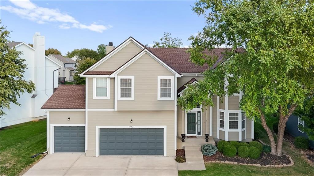 19821 W 96th Terrace, Lenexa KS