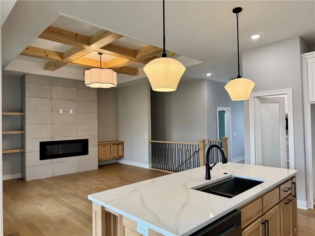 5888 NW Black Oak Court, Parkville MO