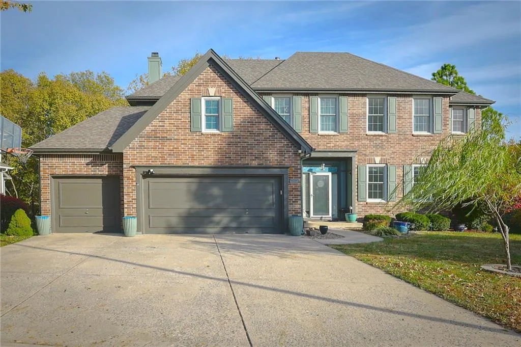9001 N MANNING Avenue, Kansas City MO