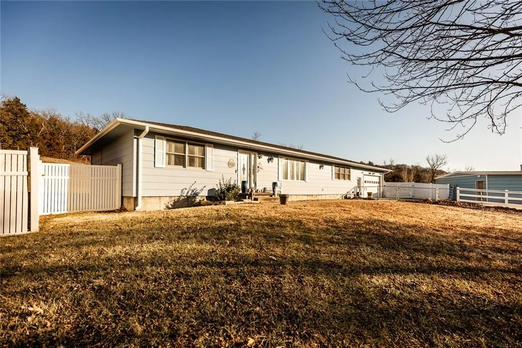 12344 Kennel Drive, Junction City KS